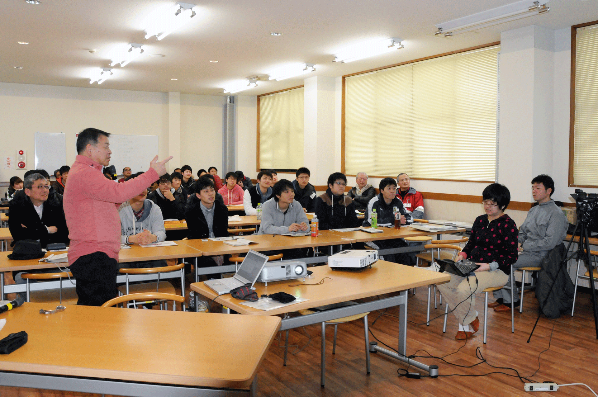 学長講義の様子(1)