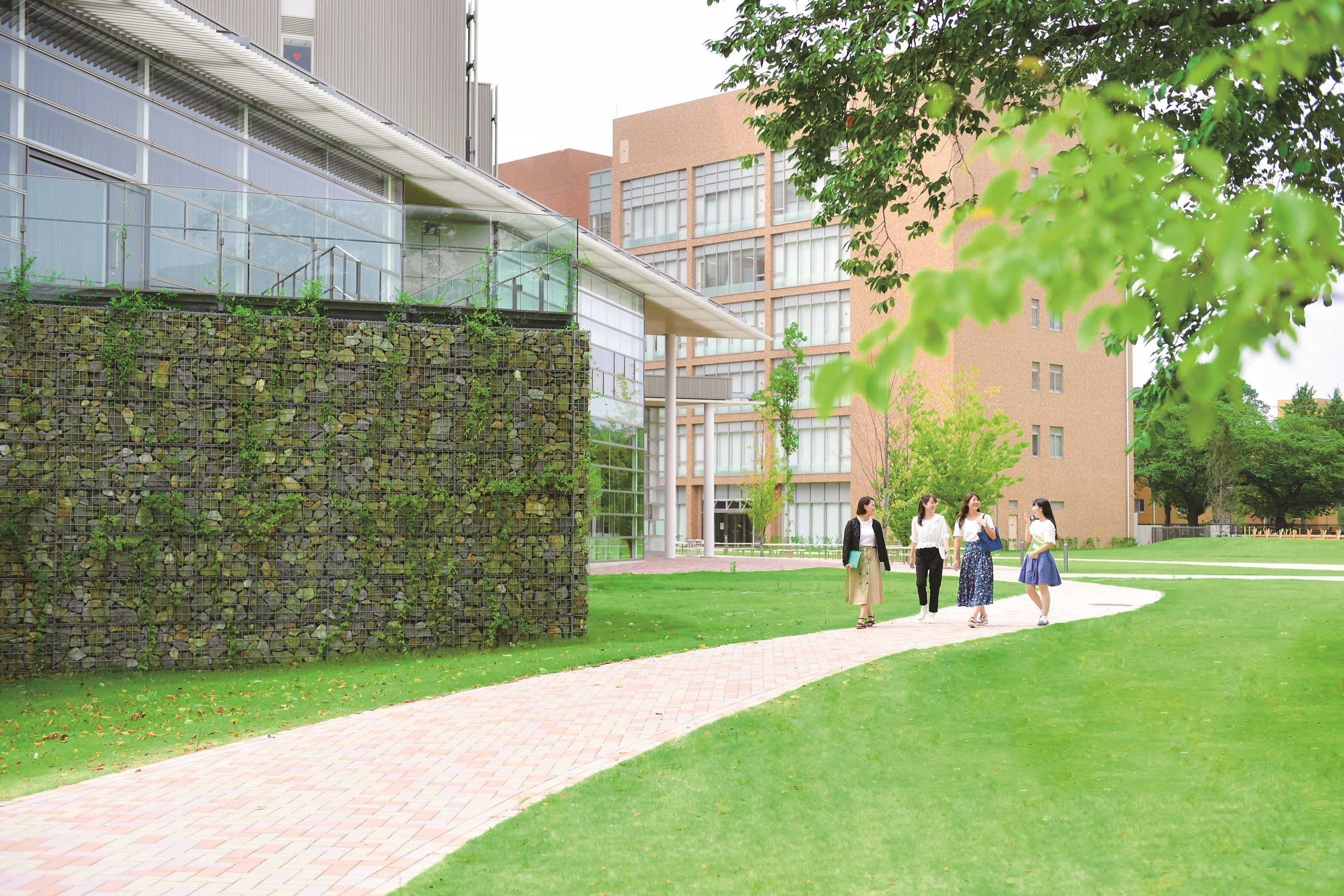 和洋女子大学 学生の学びを支援します