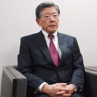 大和大学 学長 田野瀬 良太郎