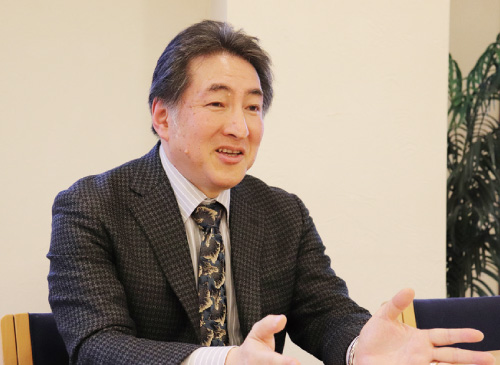 国際基督教大学 学長 岩切 正一郎 (いわきりしょういちろう)